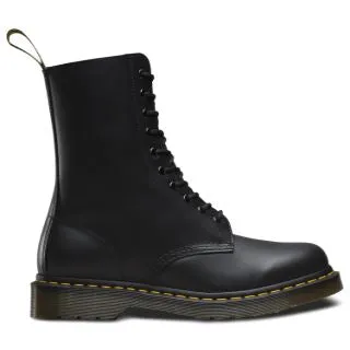 1490 Black Smooth Boots