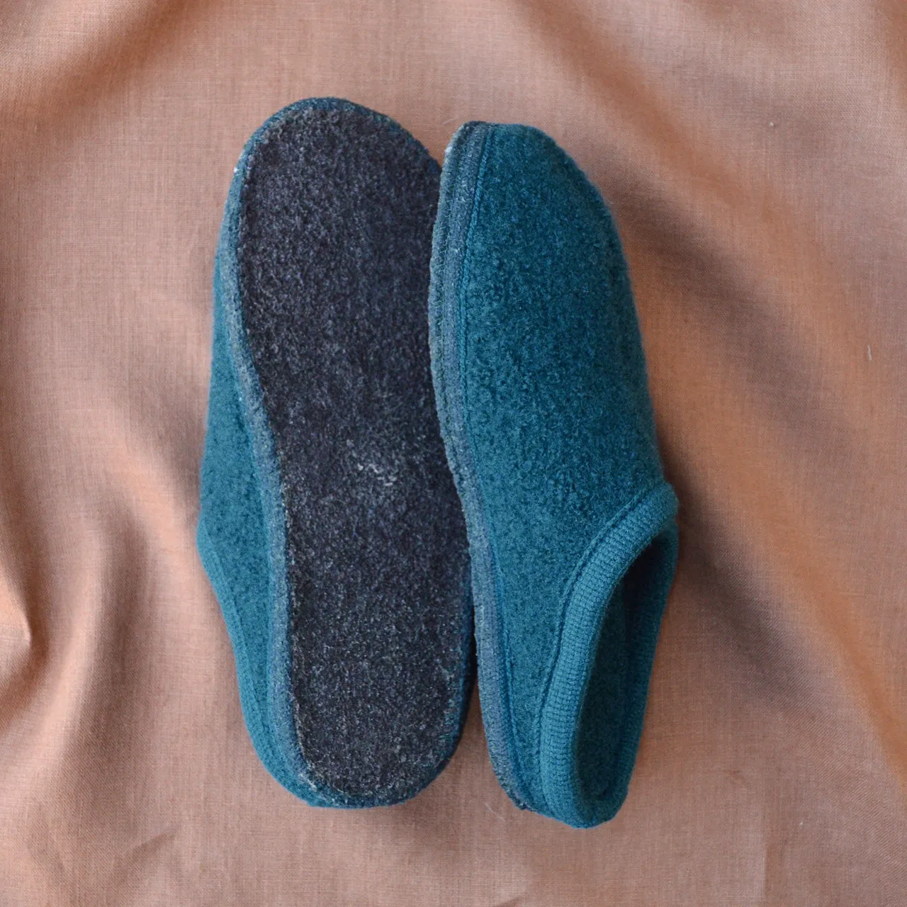 Boiled Wool Slippers - Alaska - Peacock AW23 (Adults 36-47)