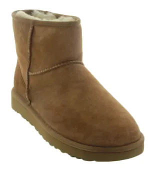 Classic Mini II in Chestnut by UGG