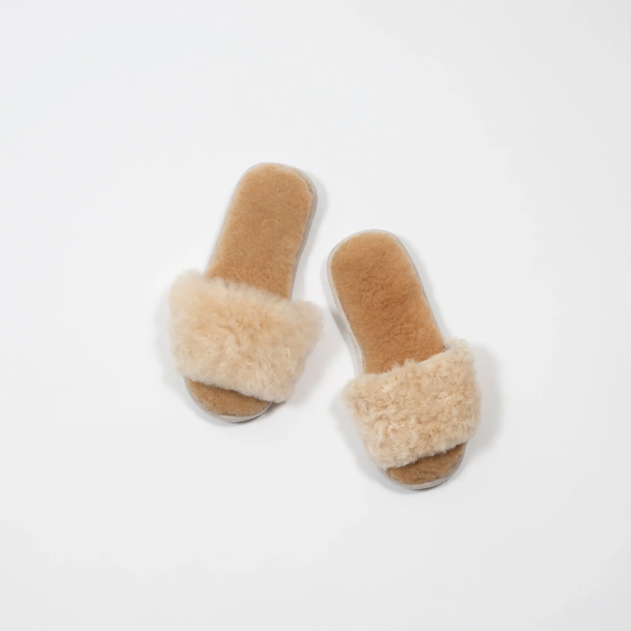 Samantha Holmes Alpaca Fur Slides