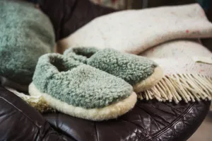 Wool slippers Green